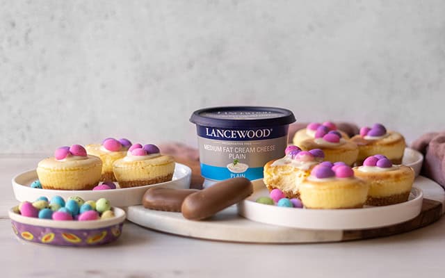 Air Fryer Mini Cheesecakes