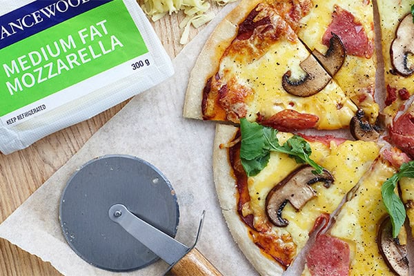 Grated Medium Fat Mozzarella FSI | LANCEWOOD®